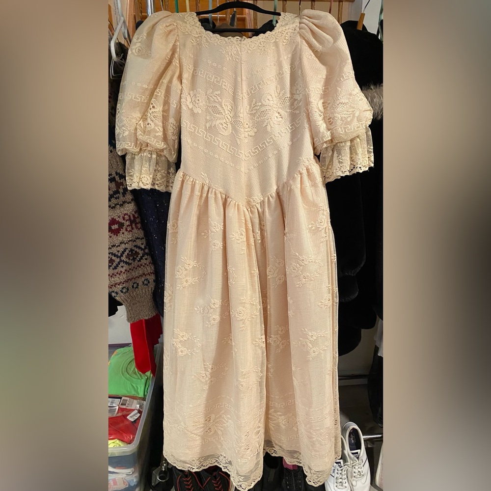 1980’s Lace Prom Dress